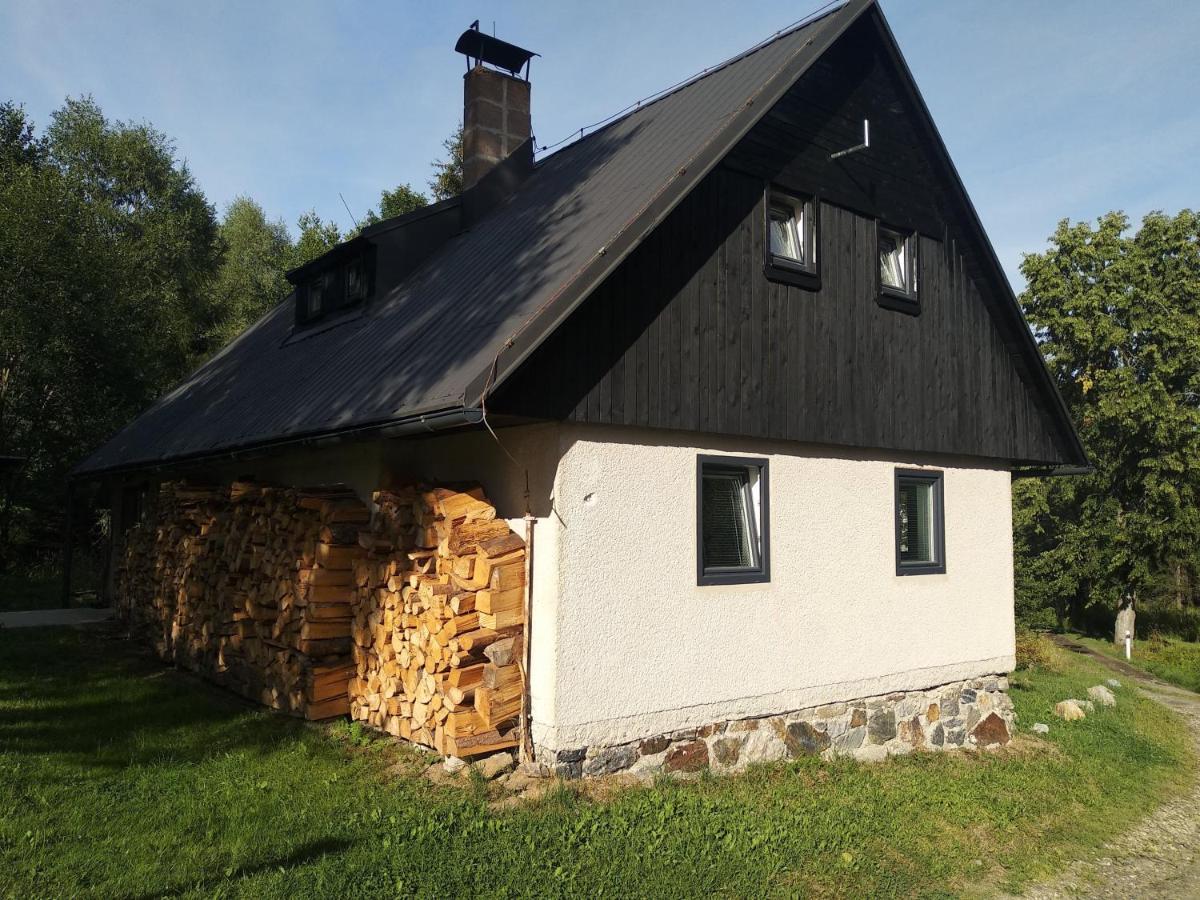 Chalupa Pod Sjezdovkou Vysoke nad Jizerou Exterior photo
